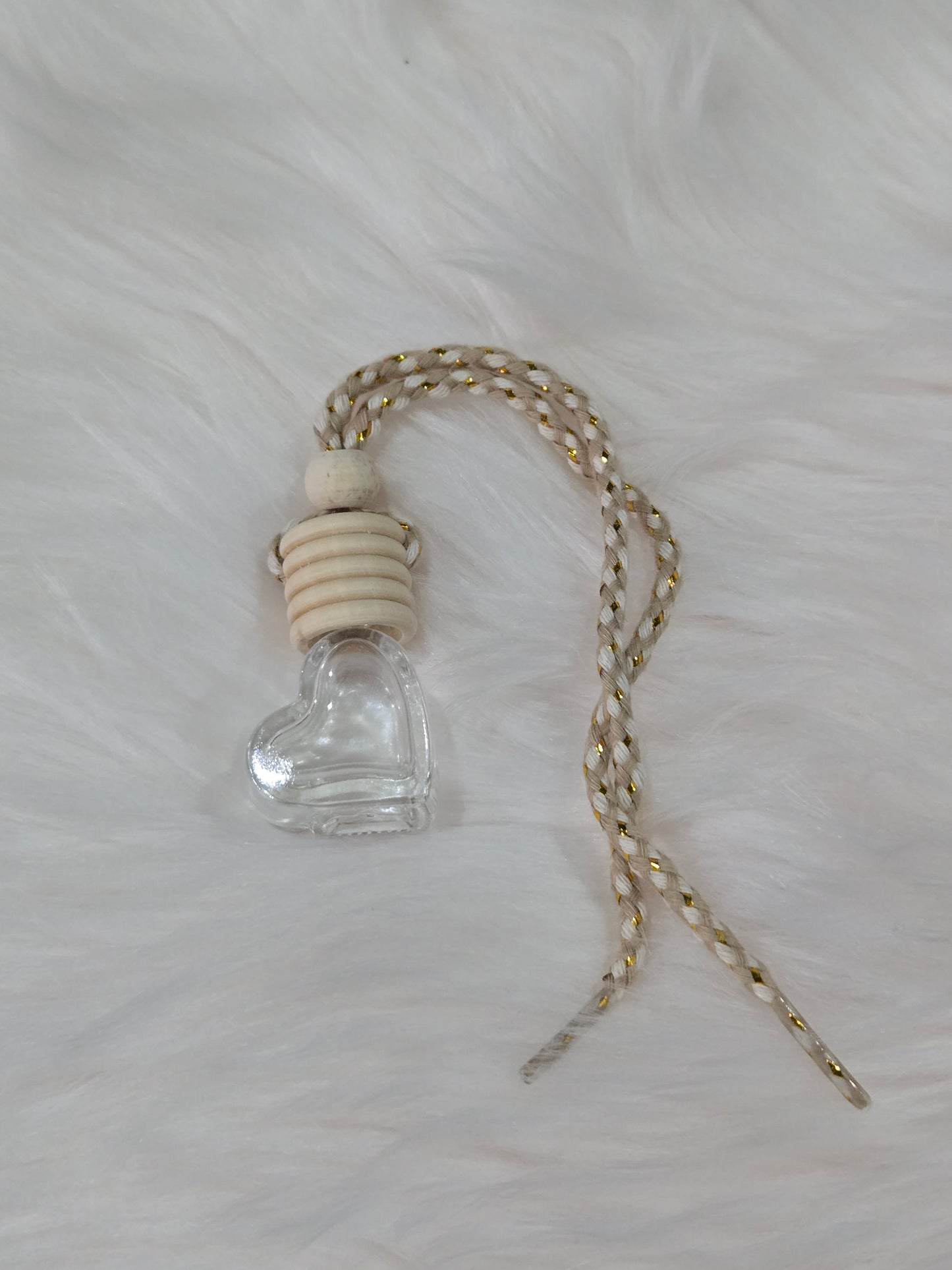 Diffuseur de voiture coeur blanc transparent à suspendre