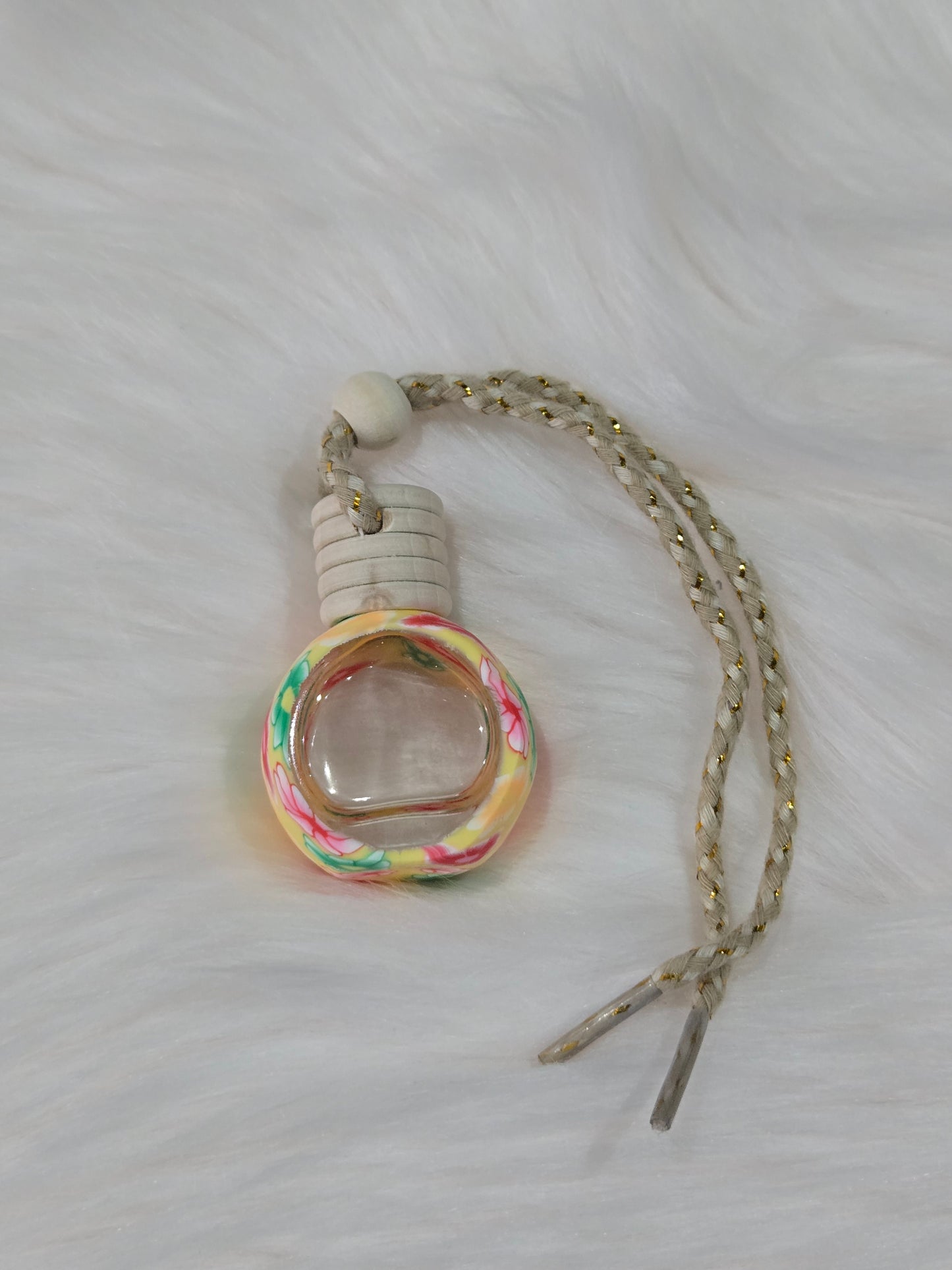 Diffuseur de voiture tissu jaune à suspendre