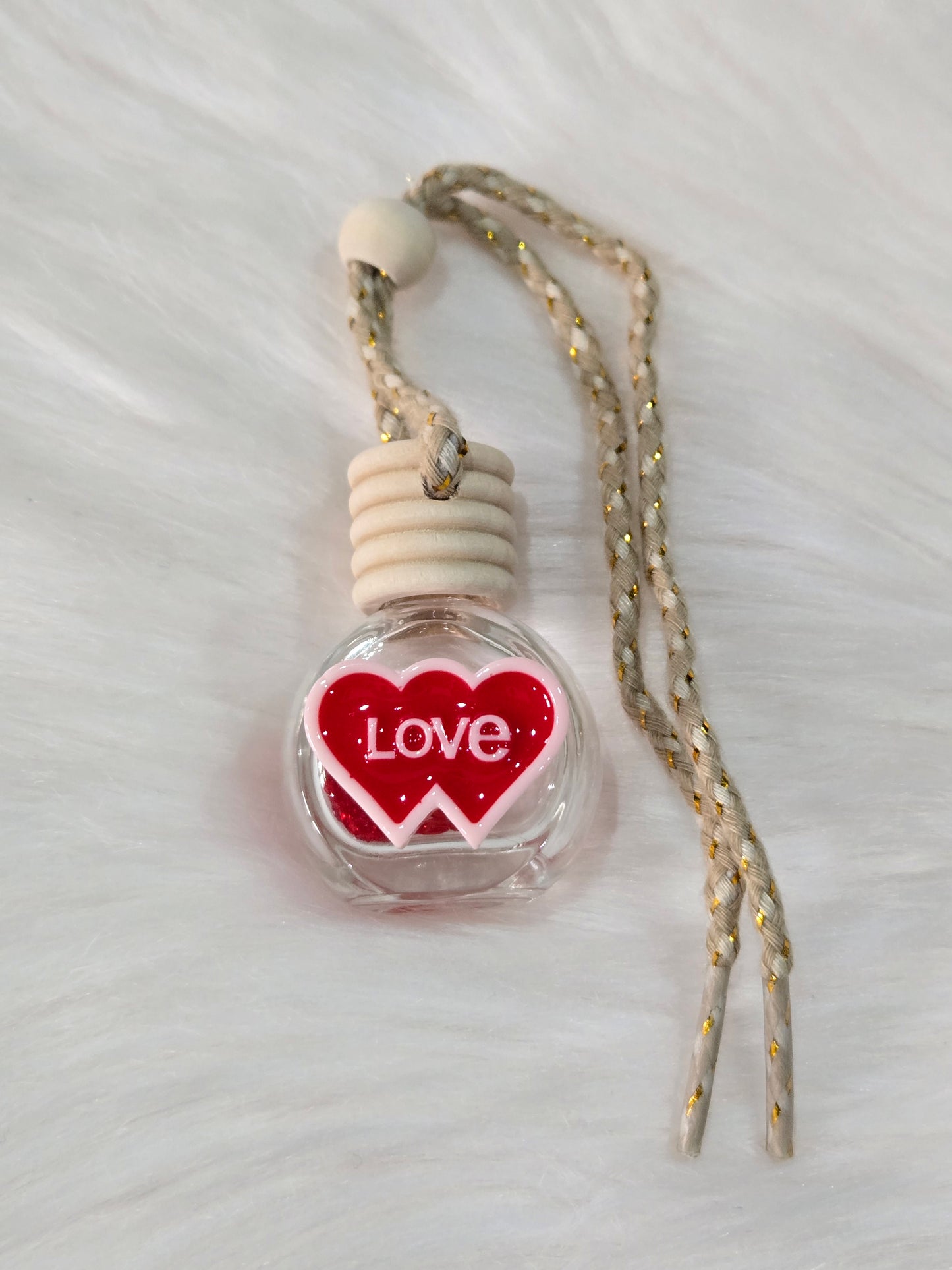 Diffuseur de voiture love à suspendre