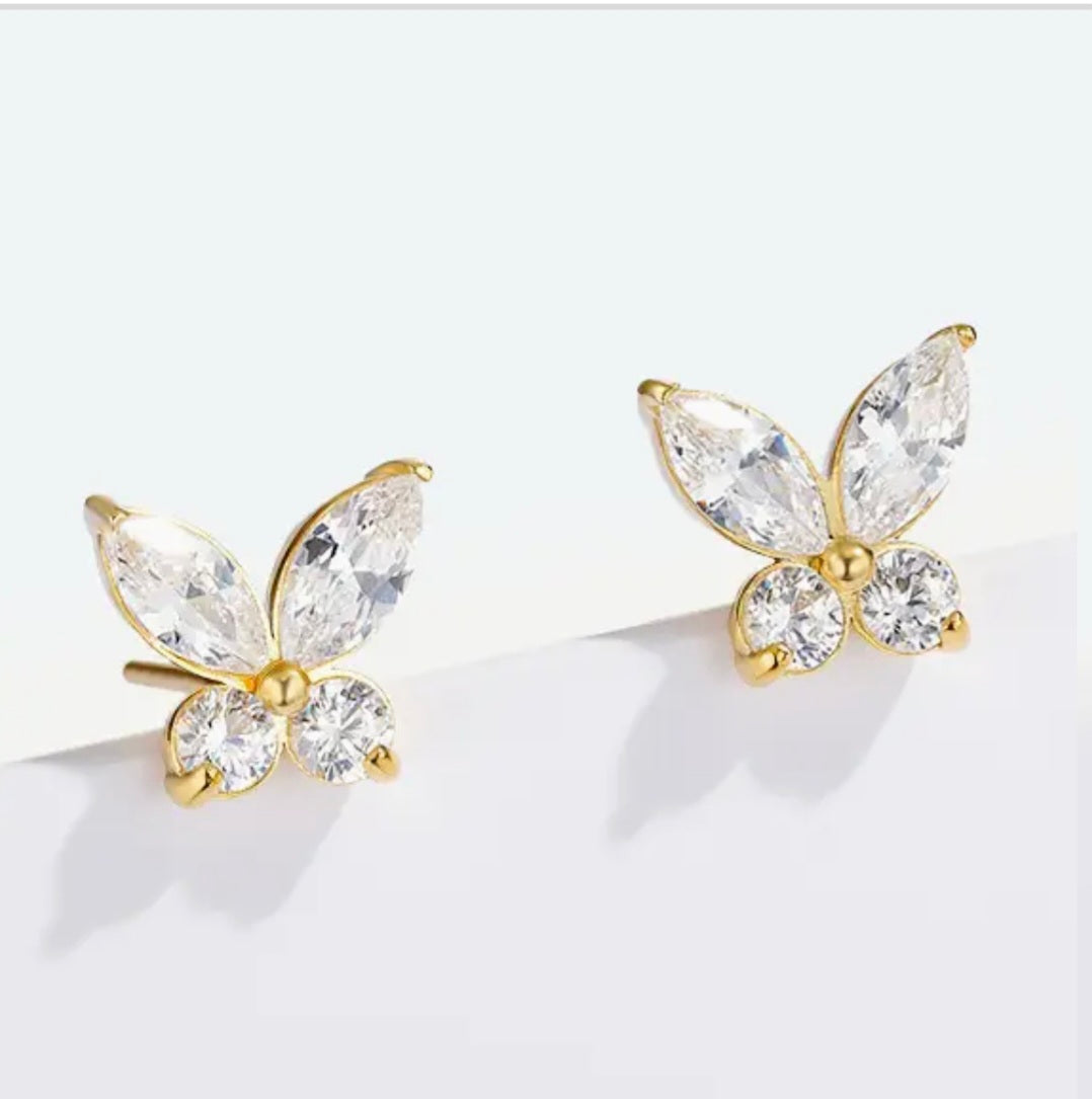 Boucles d'oreilles en acier inoxydable Pré commande livraison à partir du 09 juin