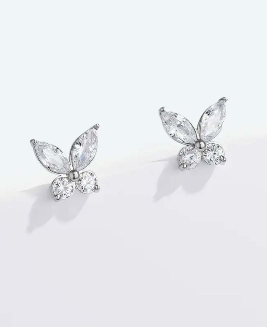 Boucles d'oreilles en acier inoxydable Pré commande livraison à partir du 09 juin