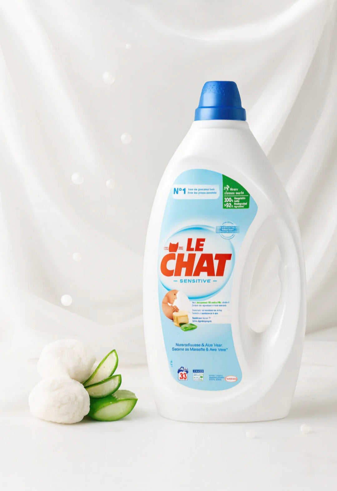 Lessive le chat (agrumes, feuilles vertes, aloé véra, savon de Marseille, musc, coton, bois clairs)