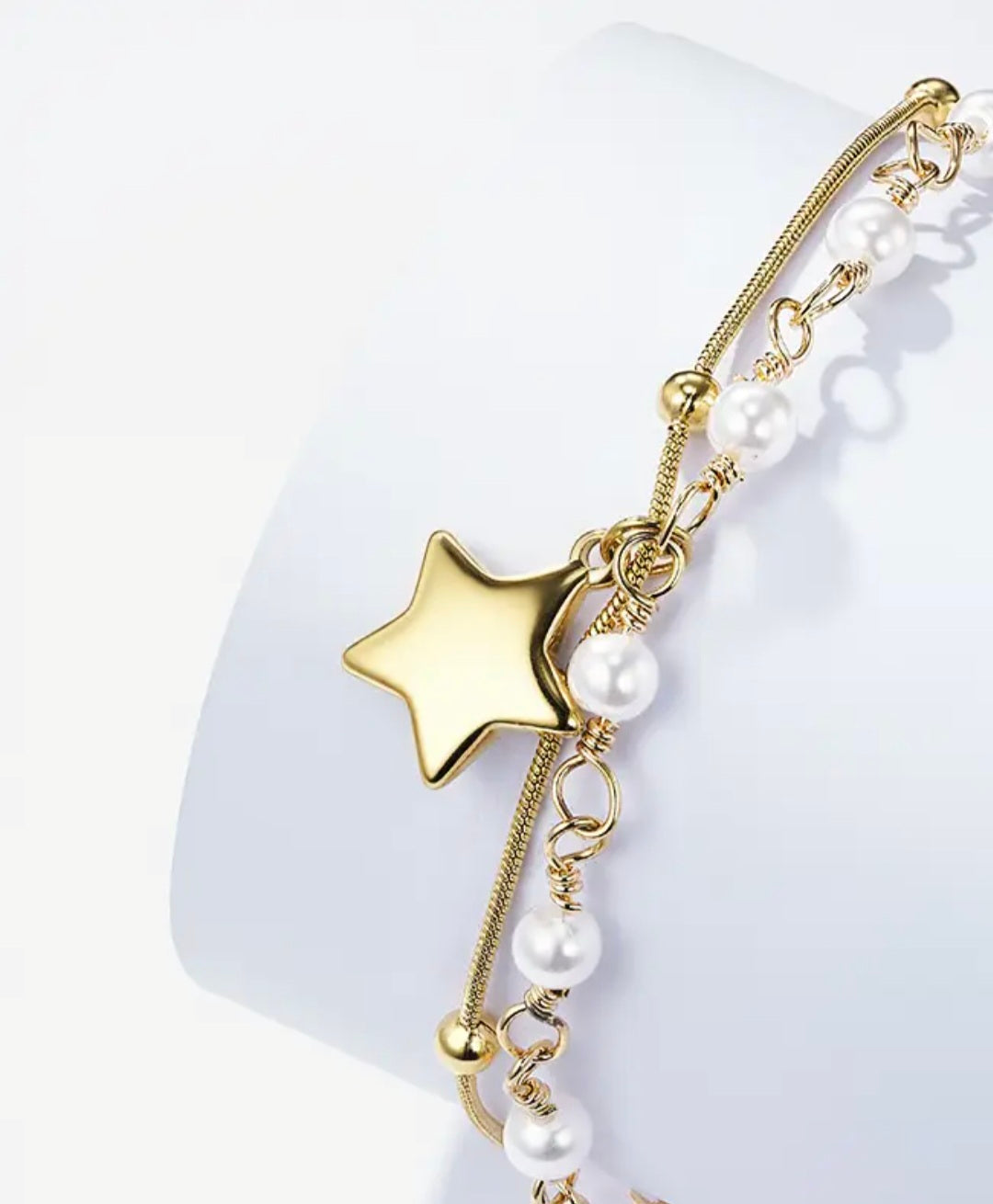 Bracelet en acier inoxydable Pré commande livraison à partir du 09 juin